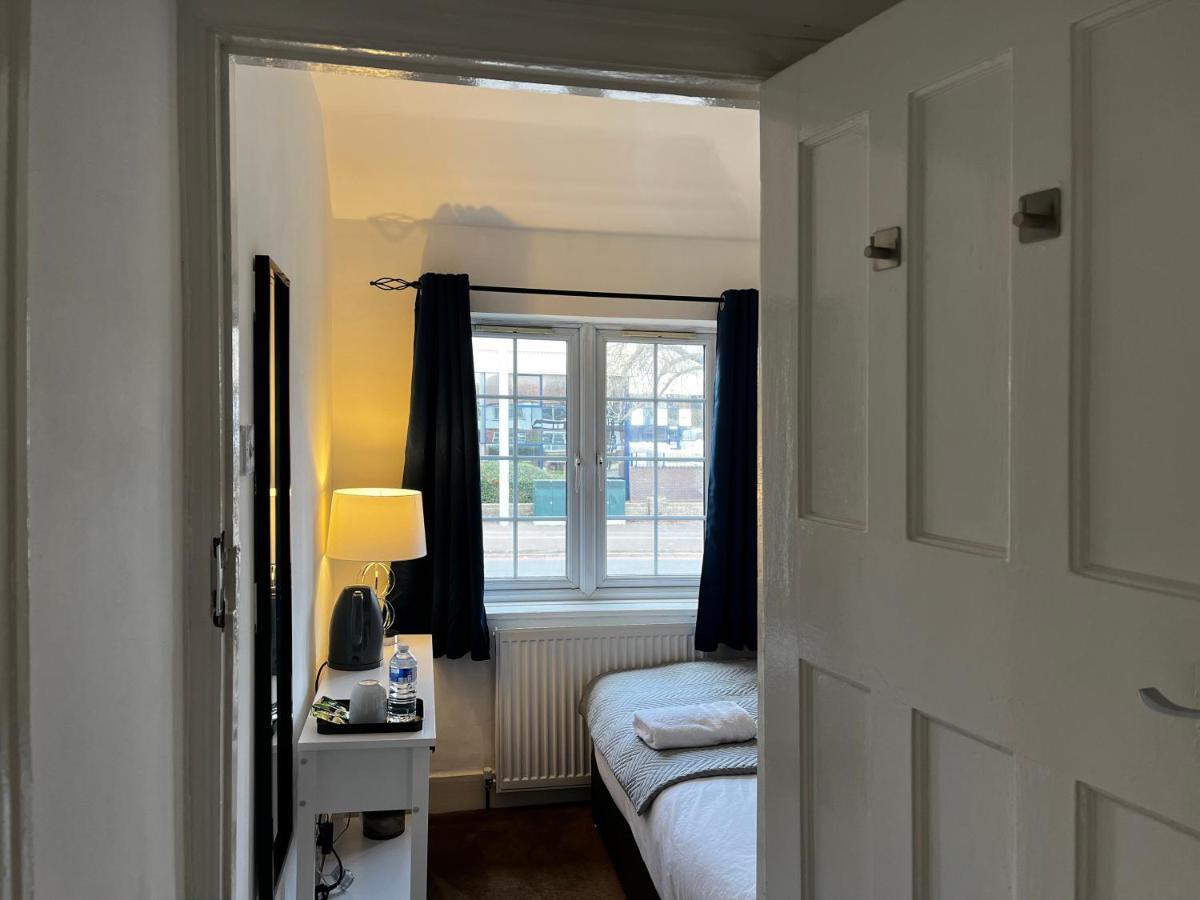 Apartamento Maberic Housing Cranford Exterior foto
