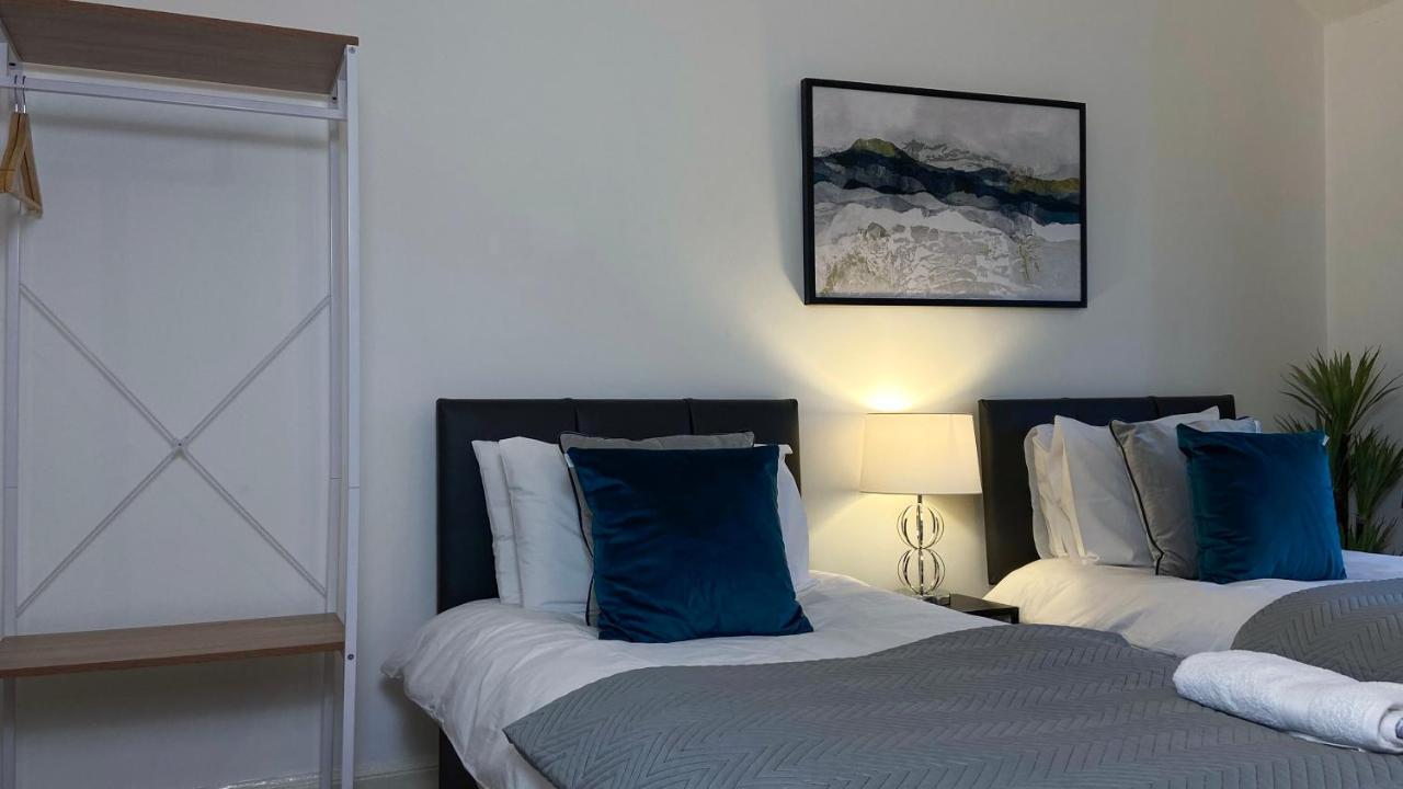 Apartamento Maberic Housing Cranford Exterior foto